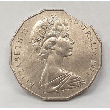 AUSTRALIA 1979 . FIFTY 50 CENTS ERROR . CLIPPED PLANCHET . BITTEN EDGE